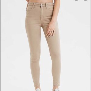 American eagle Super Hi Rise Jegging khaki